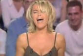 Une généraliste dans un show TV de baise